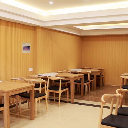 Greentree Inn Zhejiang Ningbo South Railway Station Express Hotel Kültér fotó