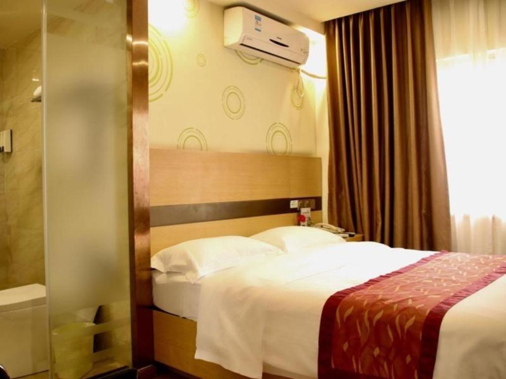 Greentree Inn Zhejiang Ningbo South Railway Station Express Hotel Kültér fotó