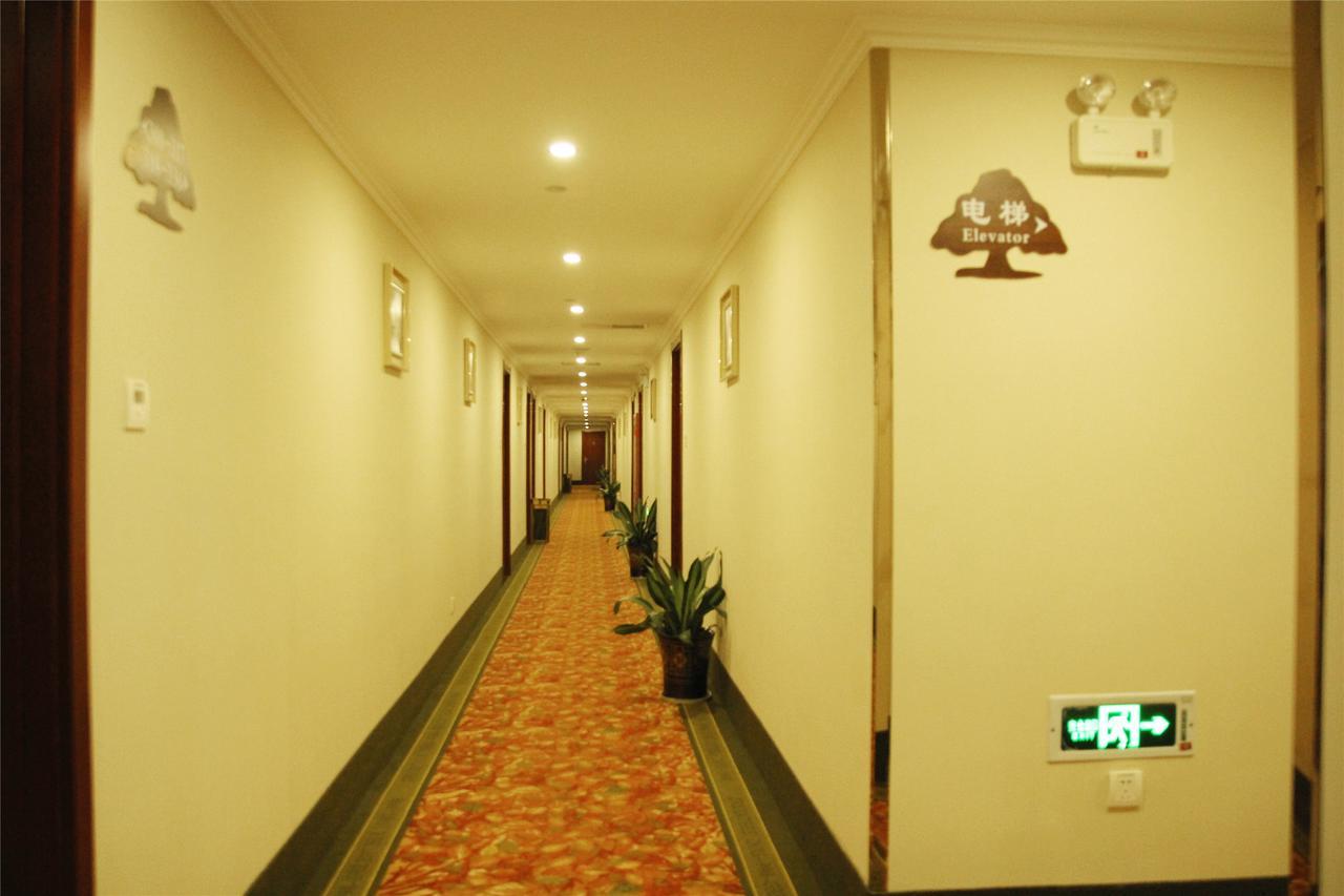 Greentree Inn Zhejiang Ningbo South Railway Station Express Hotel Kültér fotó