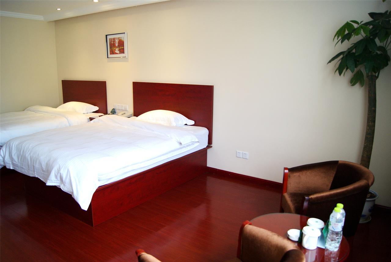 Greentree Inn Zhejiang Ningbo South Railway Station Express Hotel Kültér fotó